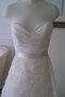 Robe de mariée avec fleurs ceinture a-ligne de traîne courte sans dos
