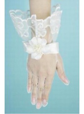 Tulle Floral Blanc Chic | Gants de mariée modernes