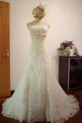 Robe de mariée longue avec manche épeules enveloppants appliques noeud bandouliere spaghetti