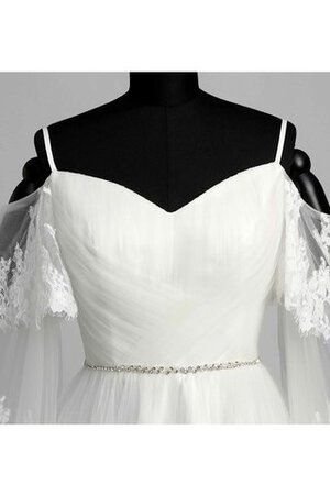 Robe de mariée derniere tendance plissé attirent en plage avec perle