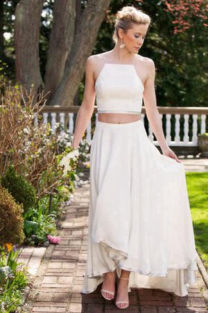 Robe de mariée au bord de la mer ligne a avec chiffon fermeutre eclair haut bas