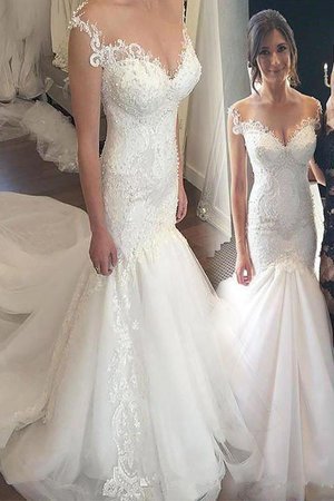 Robe de mariée naturel en tulle de traîne mi-longue de sirène epaule nue