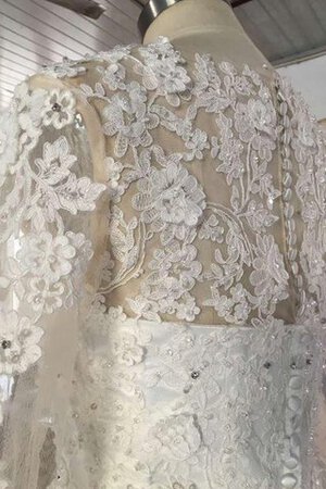 Robe de mariée sobre eclaté elégant en organza decoration en fleur