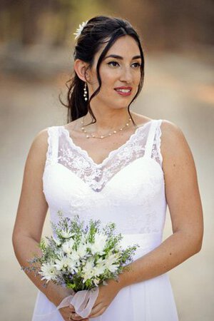 Robe de mariée facile impressioé en grandes tailles v encolure decoration en fleur