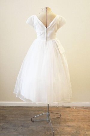 Robe de mariée intemporel ligne a textile en tulle avec manche épeules enveloppants avec zip