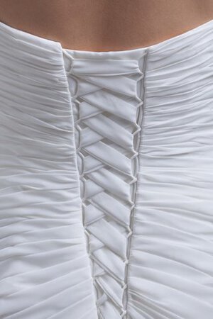 Robe de mariée longue plissé sans ceinture longueru au niveau de sol a-ligne
