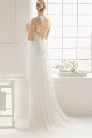 Robe de mariée simple col en forme de cœur de traîne courte salle interne au bord de la mer