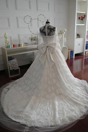 Robe de mariée eclaté elégant avec chiffon avec ruban decoration en fleur