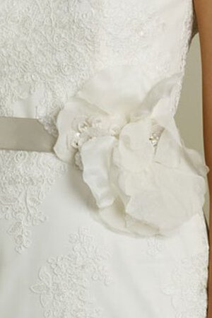 Robe de mariée naturel de traîne courte de col entaillé noeud avec ruban
