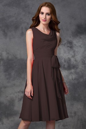 Robe demoiselle d'honneur bref naturel au niveau de genou col u profond en chiffon