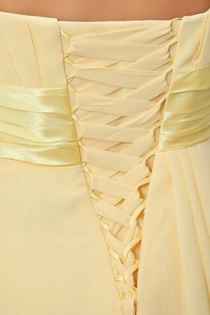 Robe de cocktail ligne a ruché d'épaule asymétrique en chiffon