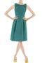 Robe demoiselle d'honneur plissé courte ligne a de longueur à genou en satin