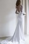 Robe de mariée classique v col profonde appliques avec manche longue de traîne moyenne