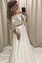 Robe de mariée en satin epaule nue de traîne courte passionnant naturel