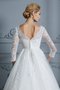 Robe de mariée textile en tulle avec manche 3/4 délicat v encolure naturel