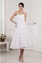 Robe de mariée bref plissage arrivée au mollet en organza manche nulle