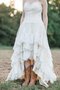 Robe de mariée delicat manche nulle haut bas avec décoration dentelle textile en tulle
