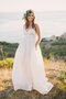 Robe de mariée nature plissé en taffetas manche nulle bandouliere spaghetti