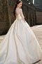 Robe de mariée discrete textile en tulle ceinture en étoffe avec perle de mode de bal