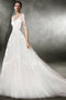 Robe de mariée frappant en satin de col bateau luxueux derniere tendance