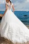 Robe de mariée au bord de la mer avec zip de traîne courte decoration en fleur avec bouton