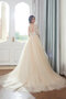 Robe de mariée gracieux en dentelle avec perle en tulle majestueux