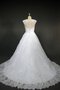 Robe de mariée ligne a en dentelle avec perle de traîne moyenne longueru au niveau de sol
