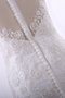 Robe de mariée boutonné de col bateau avec décoration dentelle avec perle lache