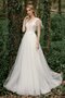 Robe de mariée en tout plein air onirique longue romantique formelle