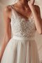 Robe de mariée a eglise à la mode avec perle naturel classique