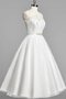 Robe de mariée vintage facile distinguee encolure ronde textile en tulle