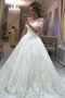 Robe de mariée en tulle appliques de princesse captivant manche nulle