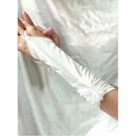 Satin Fleur 3D ivoire élégantes | Gants de mariée modestes - Photo 2