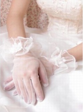 Organza avec des fleurs blanches élégantes | Gants de mariée modestes