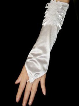 Taffetas floral blanc élégant | Gants de mariée modestes