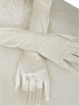 Gants taffetas blanc vintage de mariée