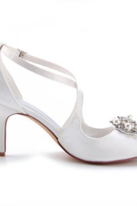 Chaussures de mariage talons hauts moderne hiver éternel charmante