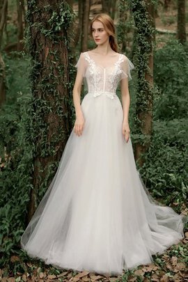 Robe de mariée en tout plein air onirique longue romantique formelle