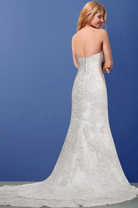 Robe de mariée longue sexy sans empire décolleté dans le dos brodé