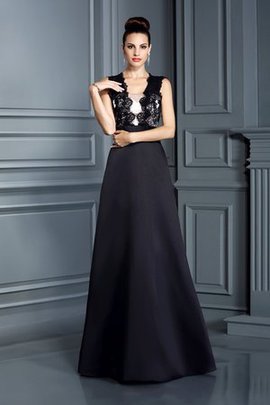 Robe de bal longue de princesse fermeutre eclair bandouliere spaghetti manche nulle