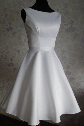 Robe de mariée plissage avec ruban a-ligne manche nulle col en bateau