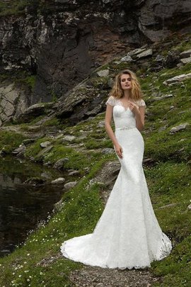 Robe de mariée vintage simple longueur au ras du sol sans dos avec manche courte