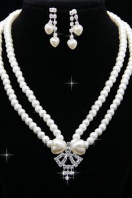 Eye Catching Bijoux Chic Beading