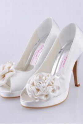 Avec la Haute fine Avec les poissons de satin chaussures de tête mariée