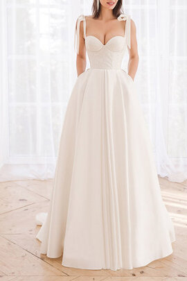 Robe de mariée avec lacets bretelles spaghetti gracieux manche nulle simple