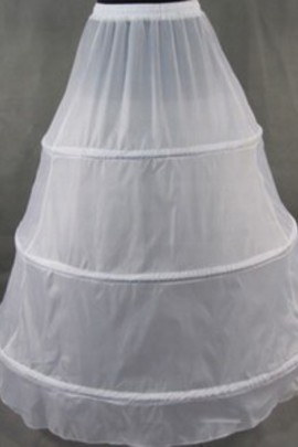 Simple, confortable crinolines princesse à la cheville