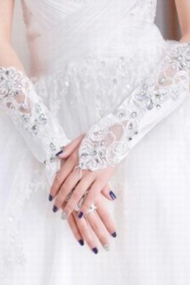 Sequin Lace Blanc Chic | Gants de mariée modernes