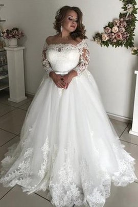 Robe de mariée epaule nue ligne a belle avec manche longue naturel