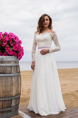 Robe de mariée avec manche longue appliques avec ruban ligne a en plage