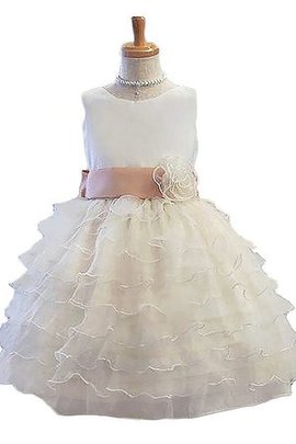 Robe cortège fille de princesse en tulle ligne a avec fleurs au niveau de cou